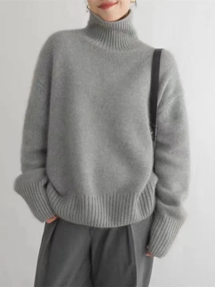 LILY | SOFT TURTLENECK SWEATER